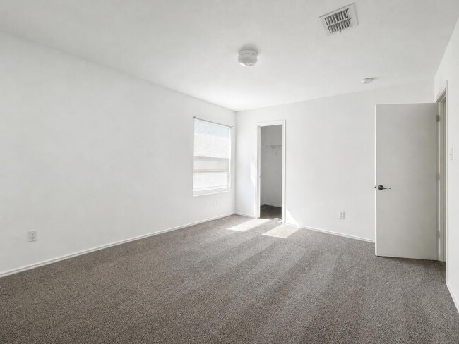Building Photo - 9116 Penny Ln