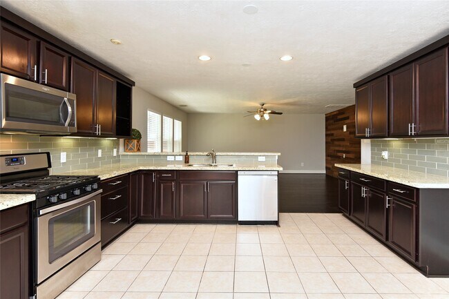 Building Photo - 159 N Vesper Bend Cir