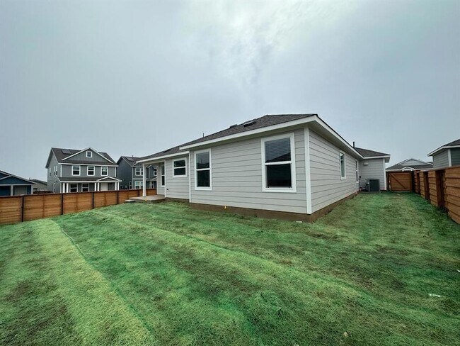 Building Photo - 346 Carmello