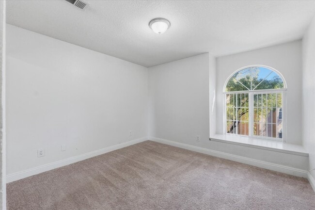 Building Photo - 9325 W Desert Inn Rd