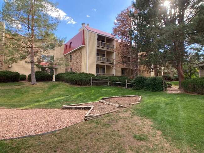 Building Photo - Sable Landing