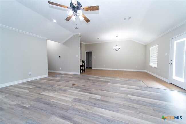 Building Photo - 2410 Big Divide Rd