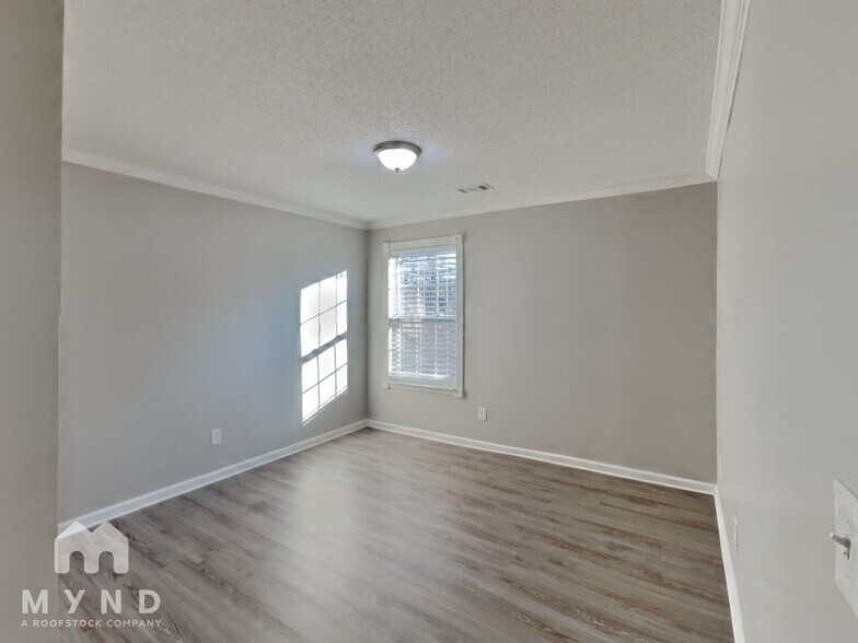 Building Photo - 3 Rockcress Ct