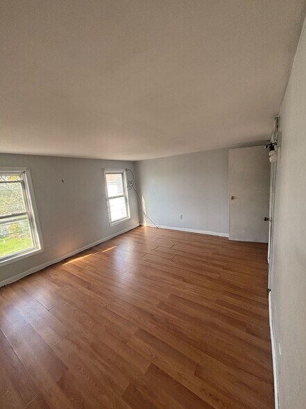 Building Photo - 57 N Fulton St