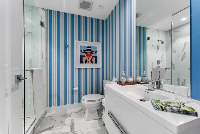 Building Photo - 3730 N Ocean Dr