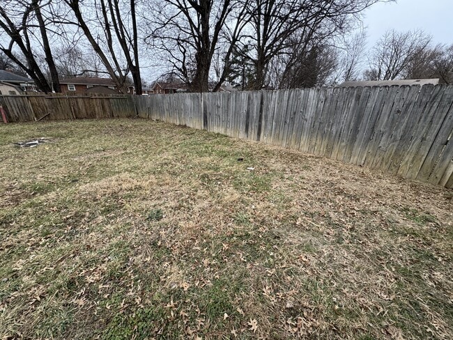 Building Photo - 3428 Fern Lea Rd