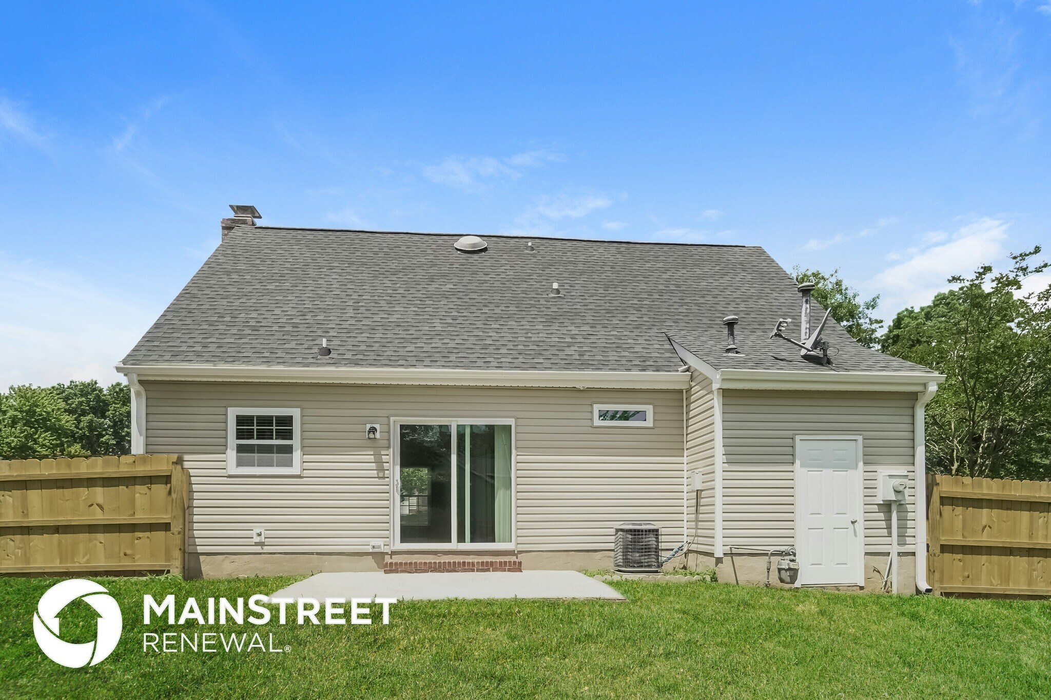 Building Photo - 2114 Bally Duff Ln