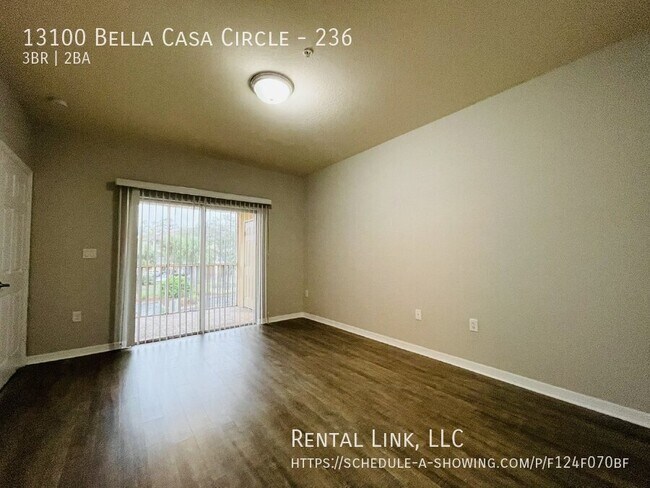 Building Photo - 13100 Bella Casa Cir