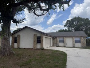 Building Photo - 3 Bed, 2 Bath, NEW Tile Floors, Fenced Yard-Close to Maitland Center