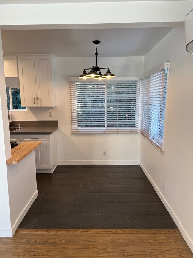 Dining room - 3466 Glendon Ave