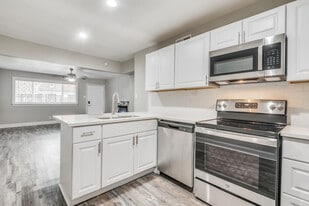 Kitchen - New Stainless Appliances - The Rosedale