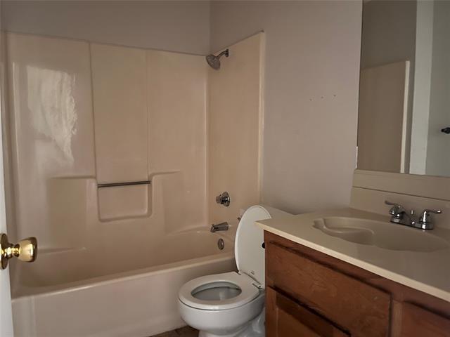 Building Photo - 401 Asbury Dr