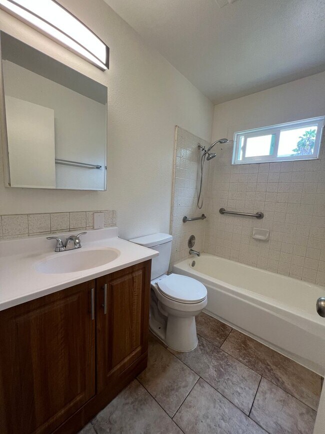 Building Photo - 3484-3486 Agate Dr, Santa Clara, CA 95051