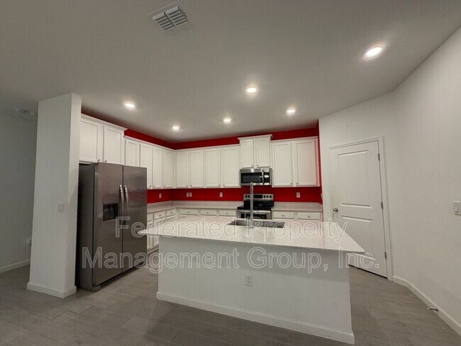 Building Photo - 2993 Crossfield Dr