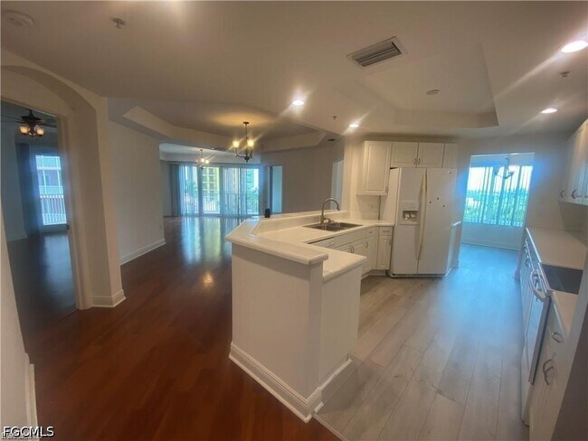 Building Photo - 2743 First St