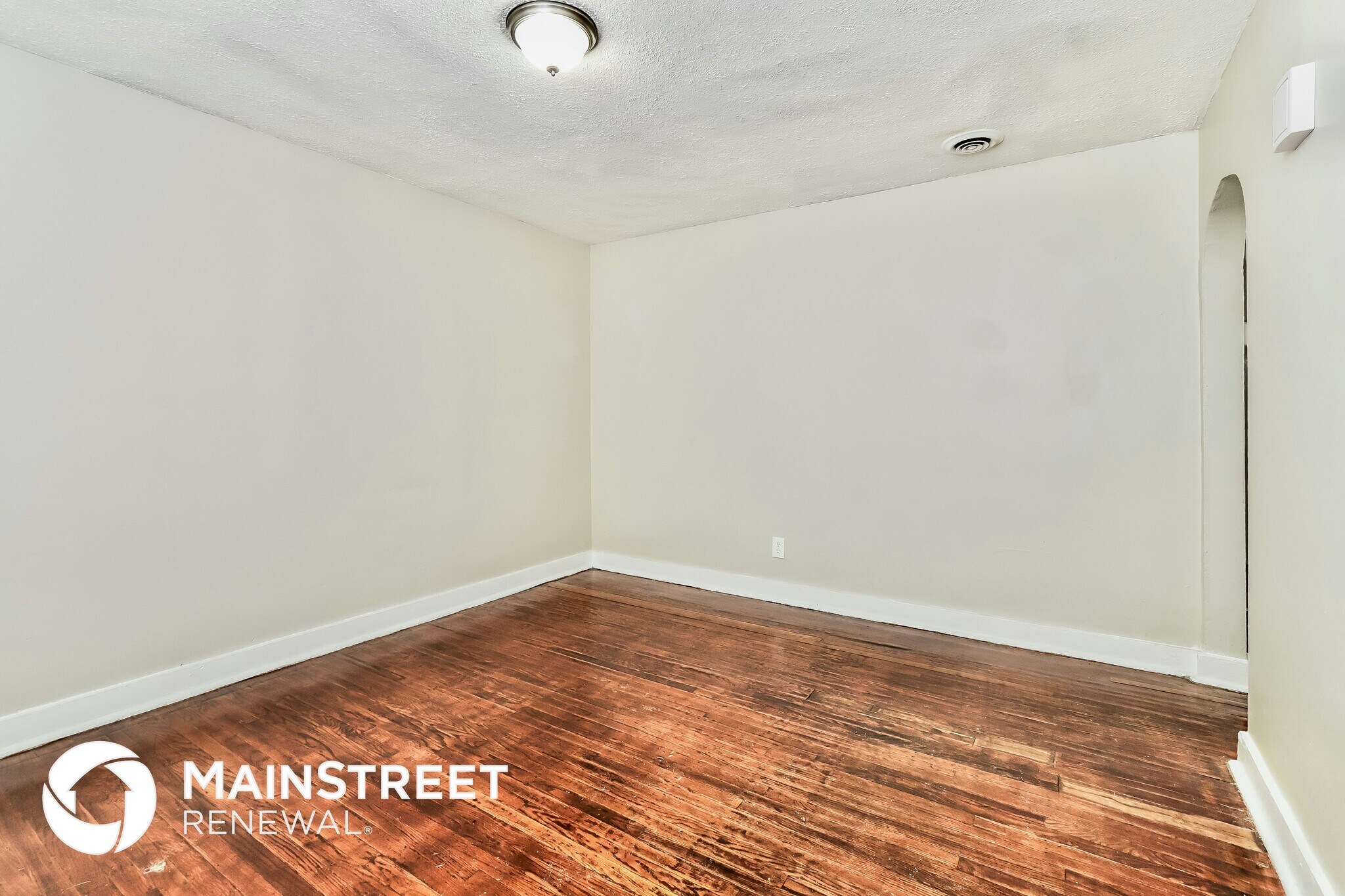 Building Photo - 4144 Sunset Ave