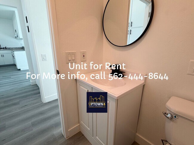 Building Photo - Breed Apartments