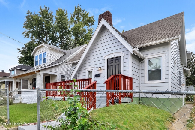 Building Photo - 113 S 43rd St