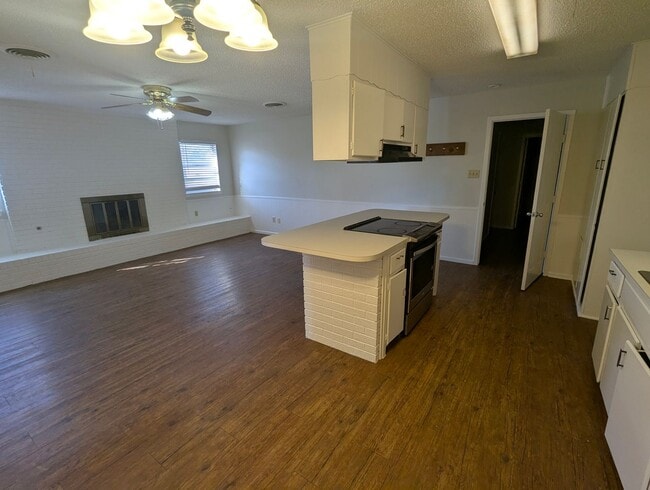 Building Photo - 5416 36th St