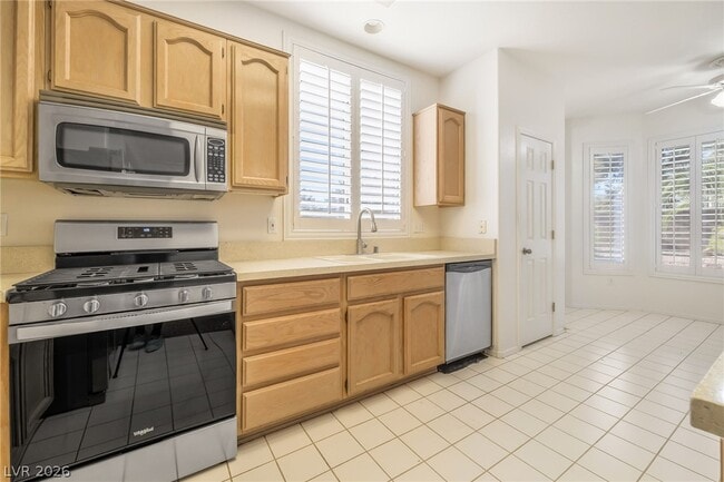 Building Photo - 499 Elm Hollow Ct