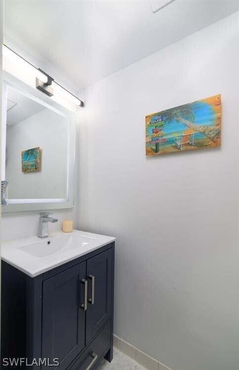 Building Photo - 5 Bluebill Ave