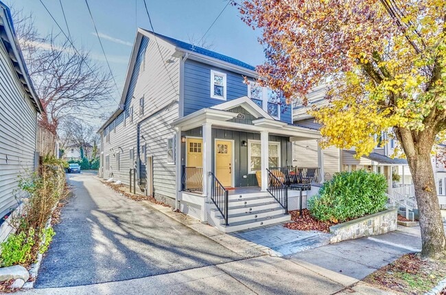 Primary Photo - 40 Grant St