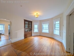 Building Photo - 41 Ossipee Rd