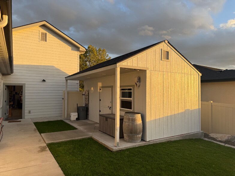 Building Photo - 3056 E Columbus River Ct