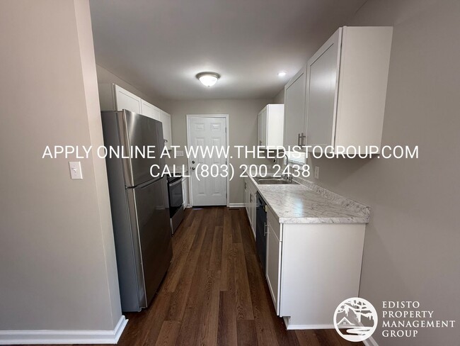 Building Photo - Updated 2BR Home with Large Yard & Carport Near Town