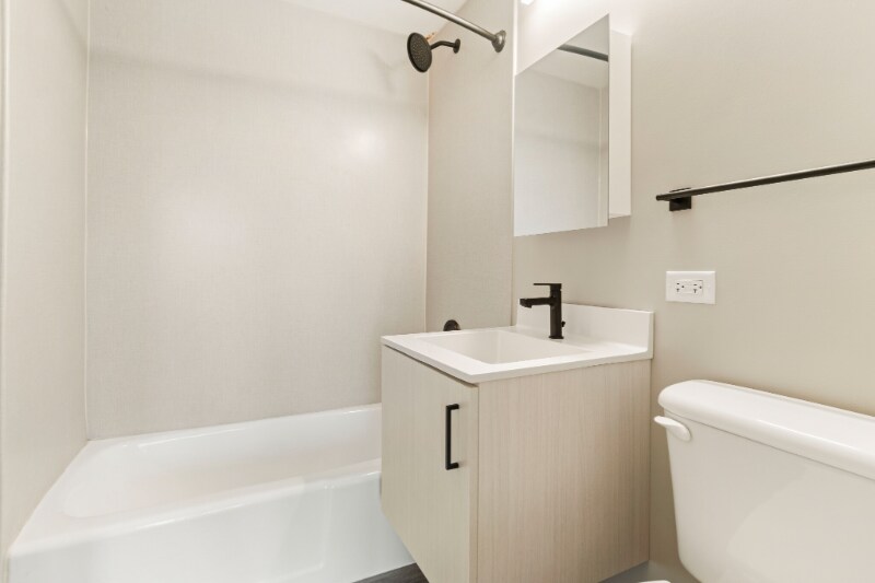 Building Photo - 1931 W Harrison St