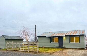 Building Photo - Cute newly renovated 2 bed 1 bath home for rent in Quincy