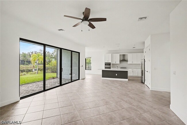 Building Photo - 12762 Woodbury Dr