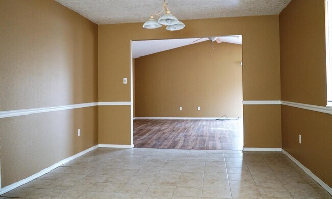 Building Photo - 10636 Rigoletto Dr NW