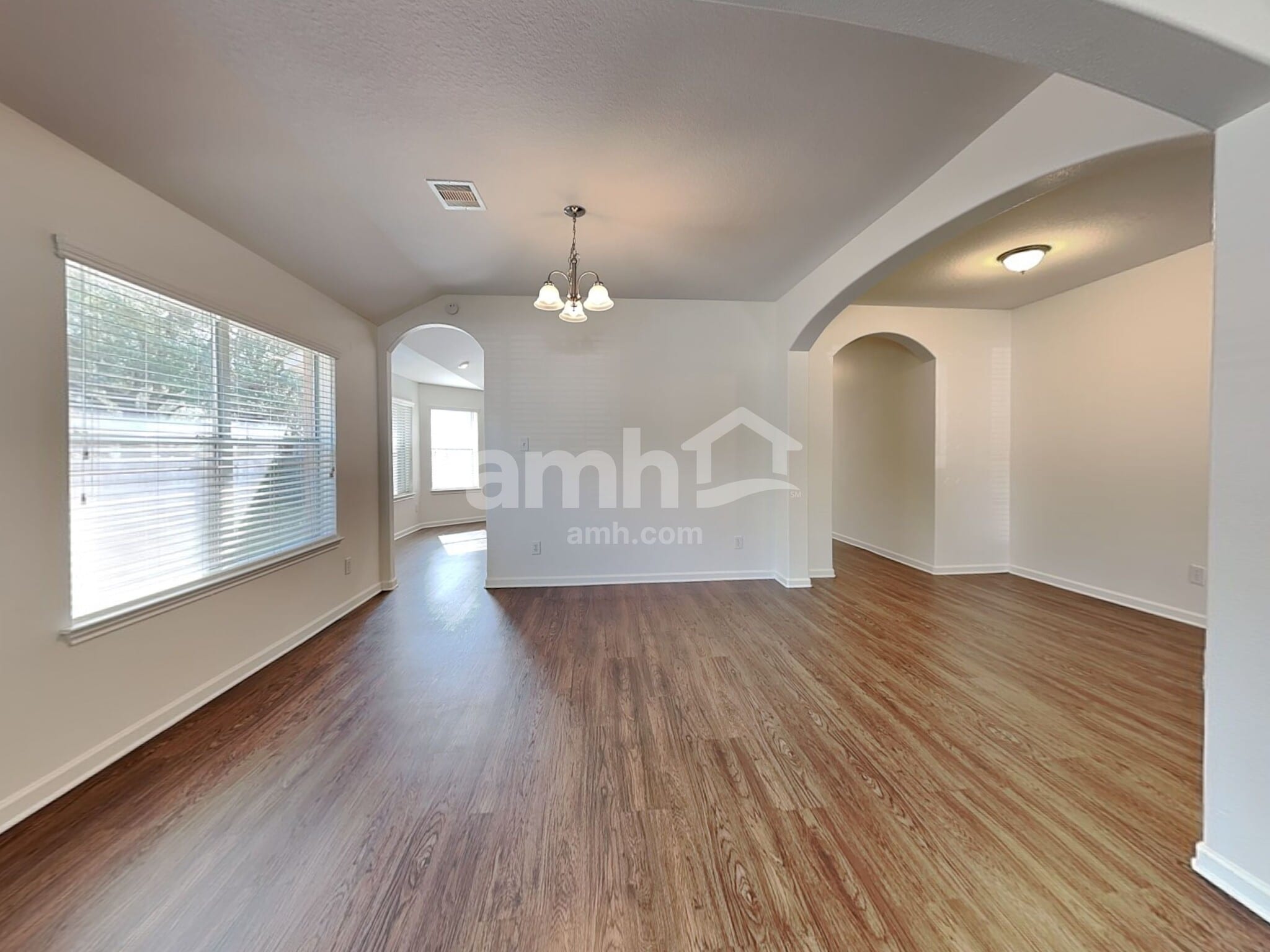 Building Photo - 4910 Monarch Meadow Ln