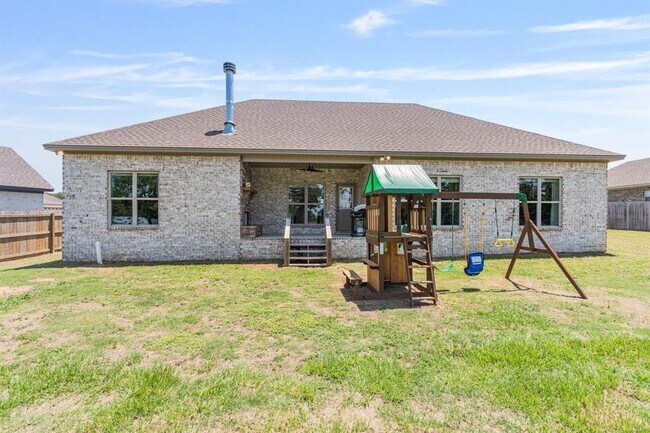 Building Photo - 107 Driftwood Ct