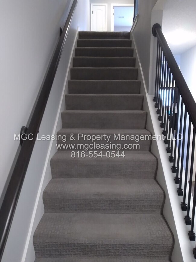 Building Photo - SERRANO, DURANGO LUXURY TOWNHOME: COMMUTER...