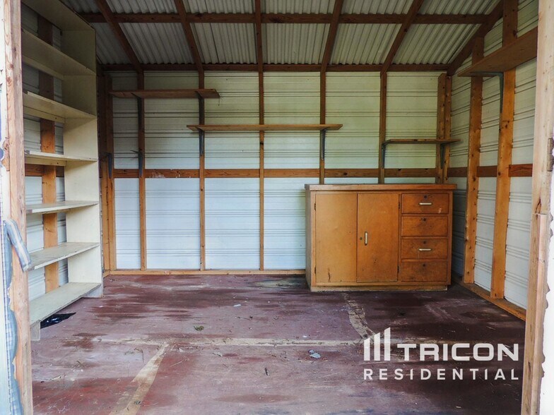 Building Photo - 1679 Cardinal Rd