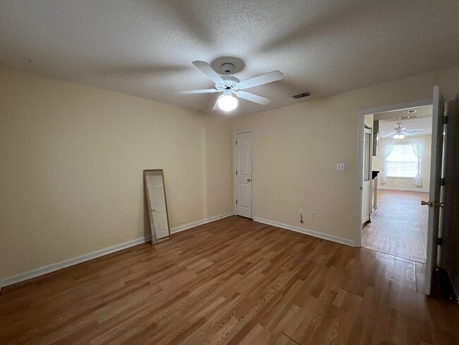 Building Photo - 2477 Nugget Ln