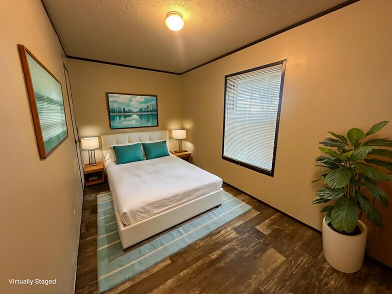 Building Photo - 2299 Wellington Green Dr