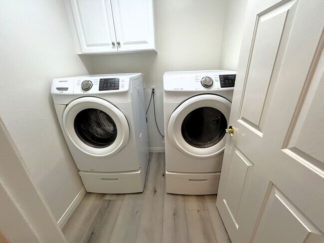 Building Photo - 7030 Angora St