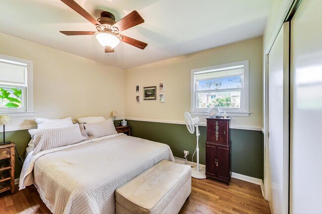 Building Photo - 1304 N Mitchell Ave