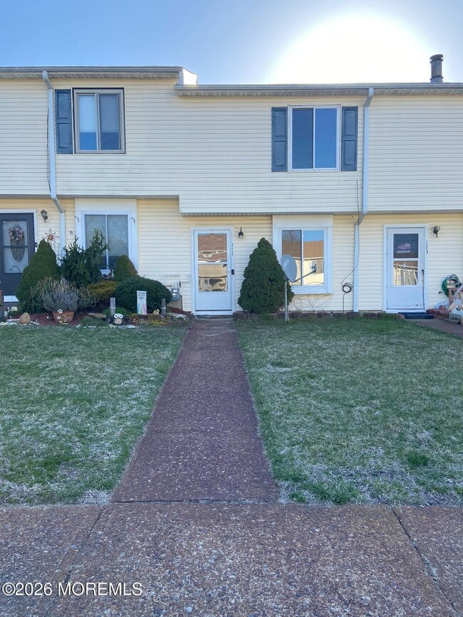 Building Photo - 171 Sawmill Rd