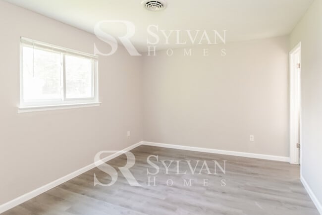 Building Photo - Rest. Relax. Recharge. Home awaits!