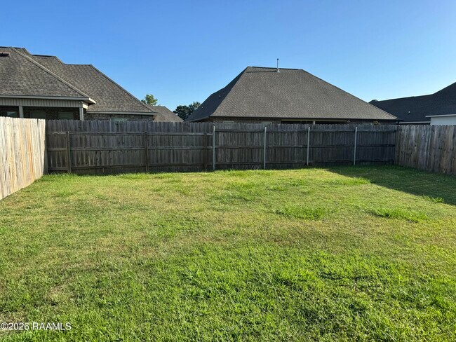 Building Photo - 524 Elwick Dr