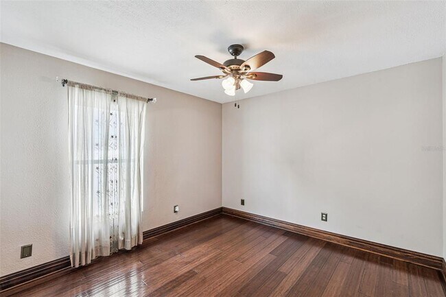 Building Photo - 918 Woodson Hammock Cir