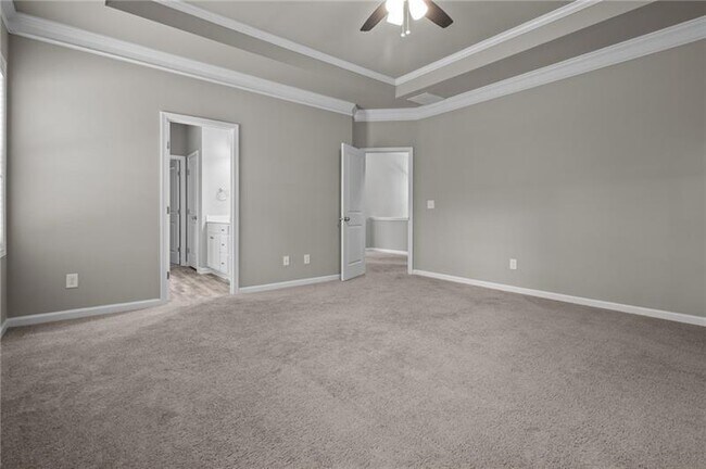 Building Photo - 1153 Chester Wy