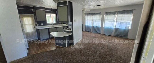 Building Photo - 207 Buena Vista Ct SE