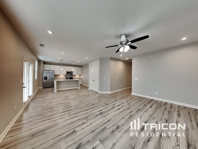Building Photo - 2035 Neill Ln