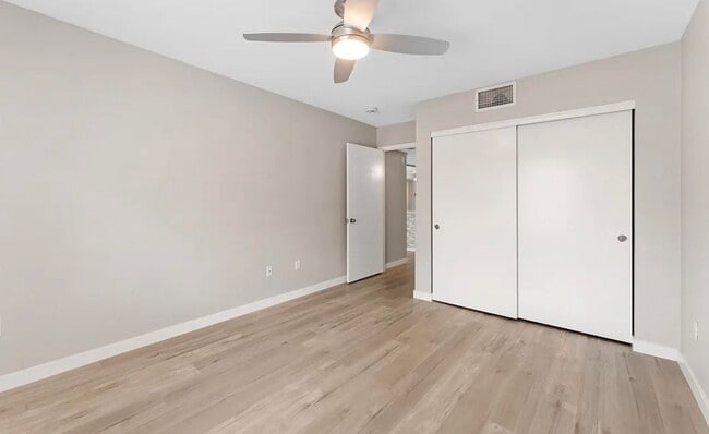 Building Photo - Beautiful First-Floor Summerlin Condo in La Posada – 2 Bed, 2 Bath with Private Patio