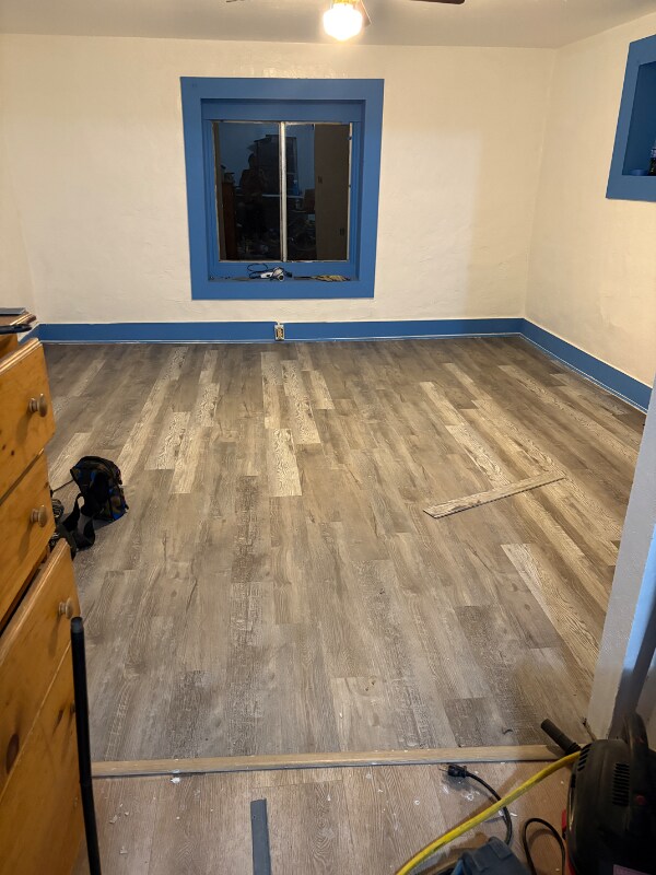 Building Photo - 205 N Hendren Ave